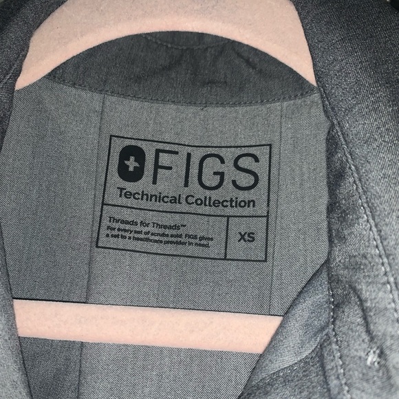 Figs • Button Up • Graphite • XSmall - Picture 2 of 2